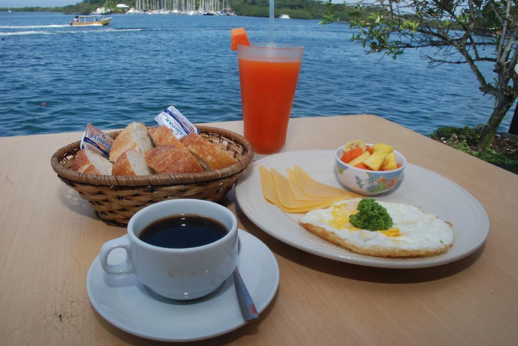 Hotel Olas بوكاس تاون المظهر الخارجي الصورة
